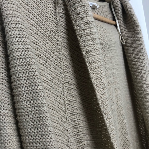 Ardene Women's Long Hooded Cardigan, beige,  Size Small - Picture 8 of 9